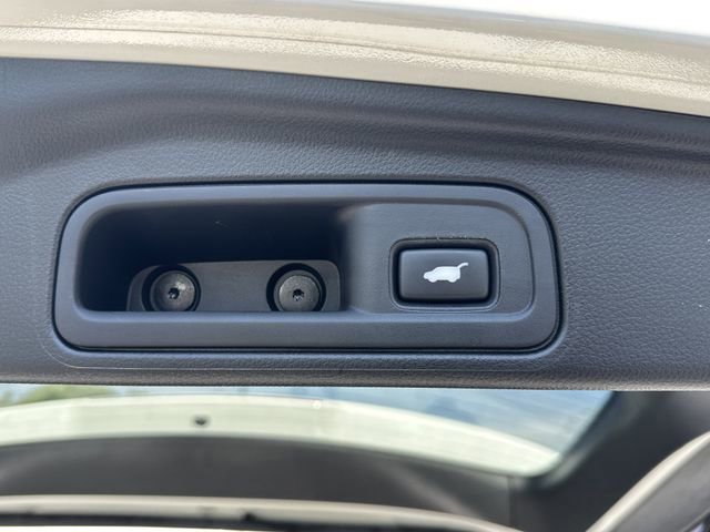 Used 2021 Honda Pilot Black Edition image 19
