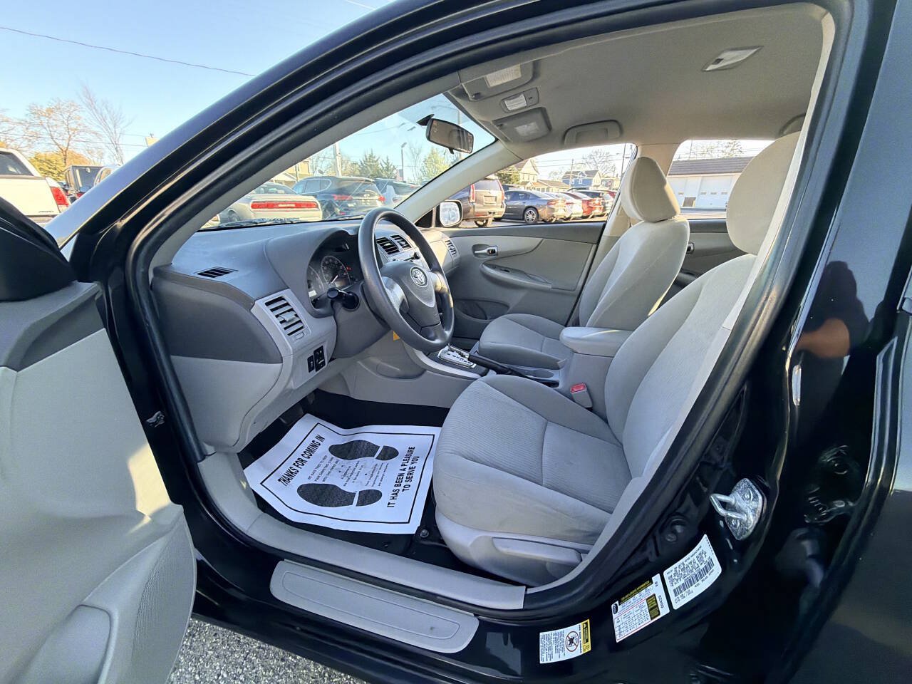 Used 2010 Toyota Corolla LE w/ All Weather Guard Pkg FWD image 8