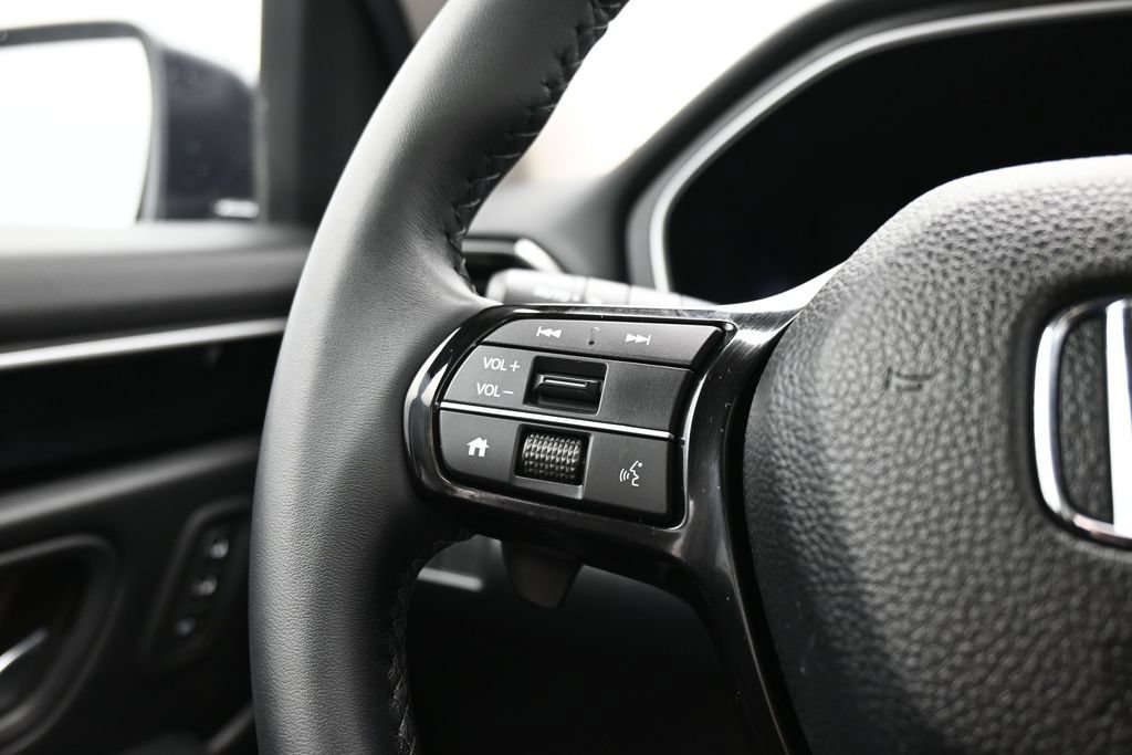 Certified 2025 Honda Pilot Touring image 53