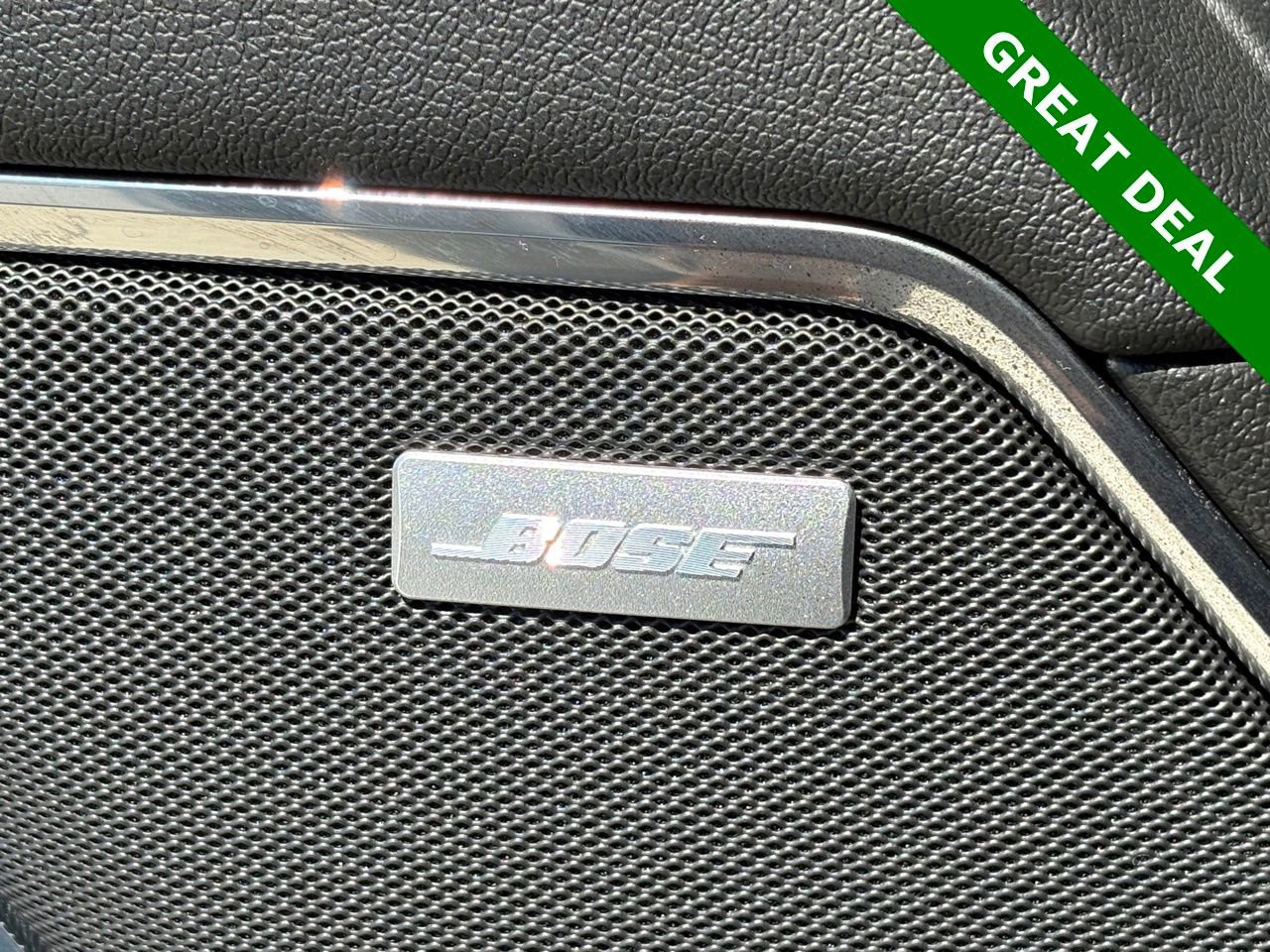 Used 2024 GMC Sierra 1500 SLT w/ SLT Premium Plus Package AWD/4WD image 30