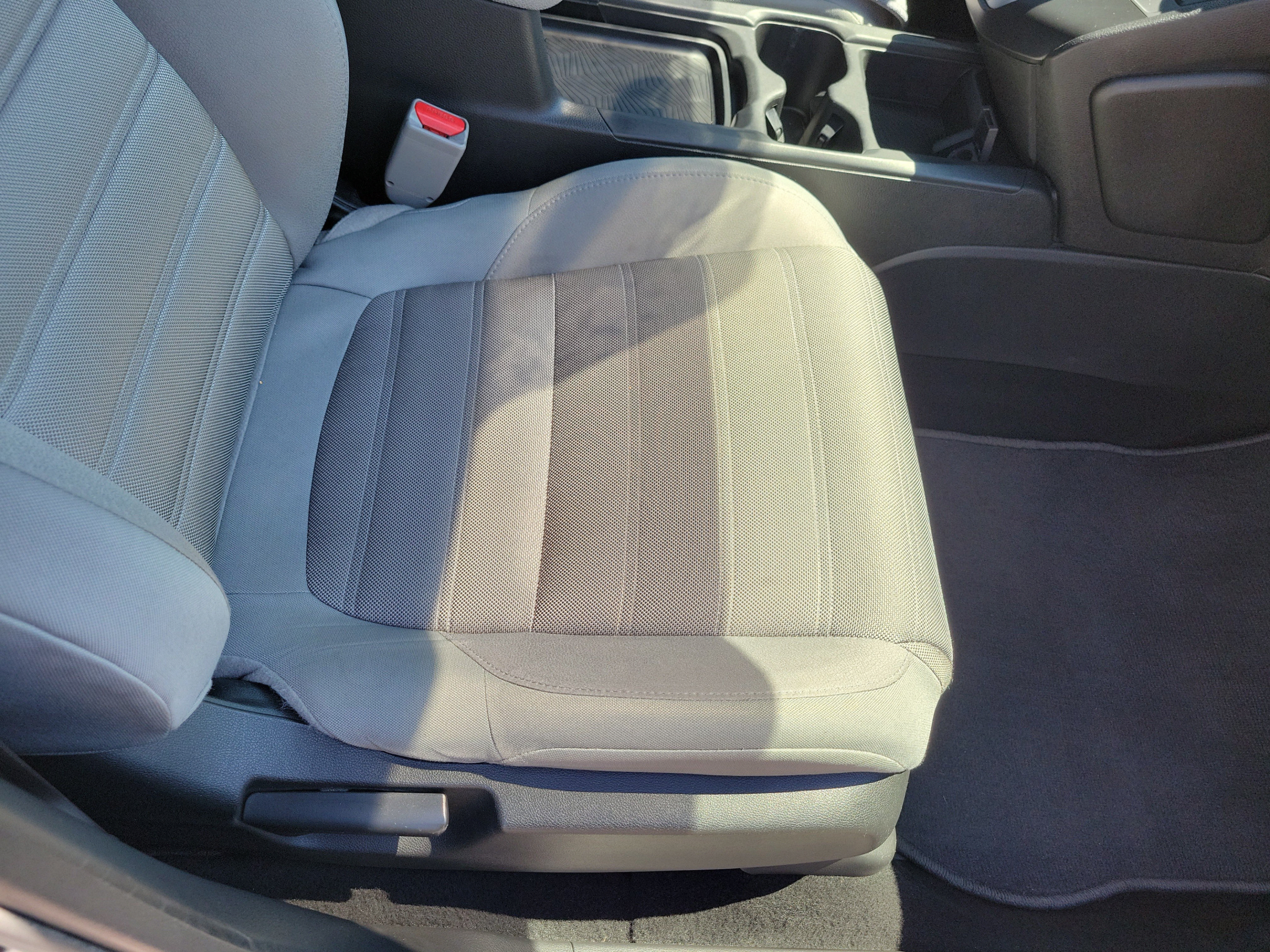 Used 2019 Honda CR-V LX image 18