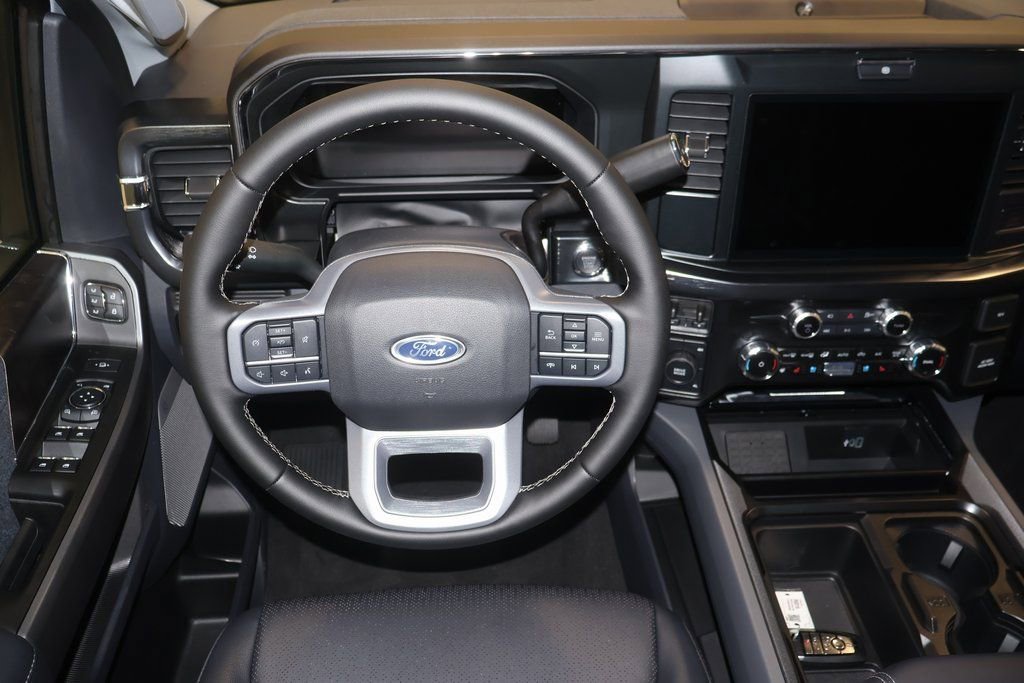 New 2026 Ford F350 Lariat w/ Black Appearance Package image 18