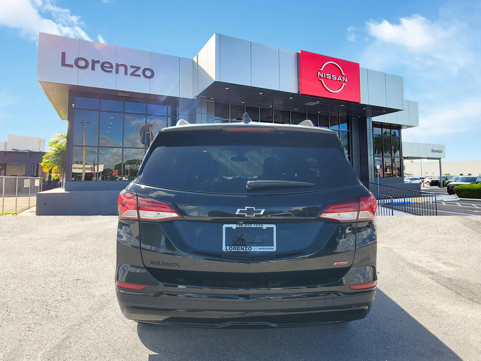 Used 2024 Chevrolet Equinox RS w/ RS Leather Package image 6