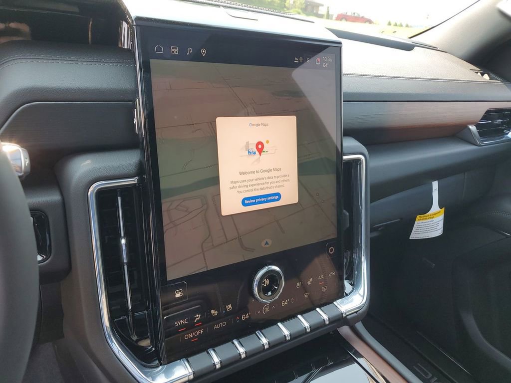 New 2025 GMC Yukon XL Denali w/ Denali Reserve Package image 15