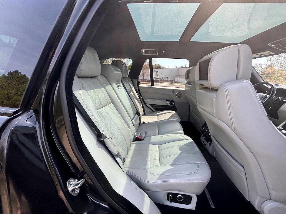 Used 2016 Land Rover Range Rover Supercharged image 22