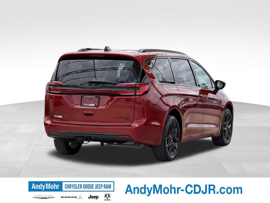 Used 2025 Chrysler Pacifica Limited w/ Uconnect Theater Family Group AWD/4WD image 8