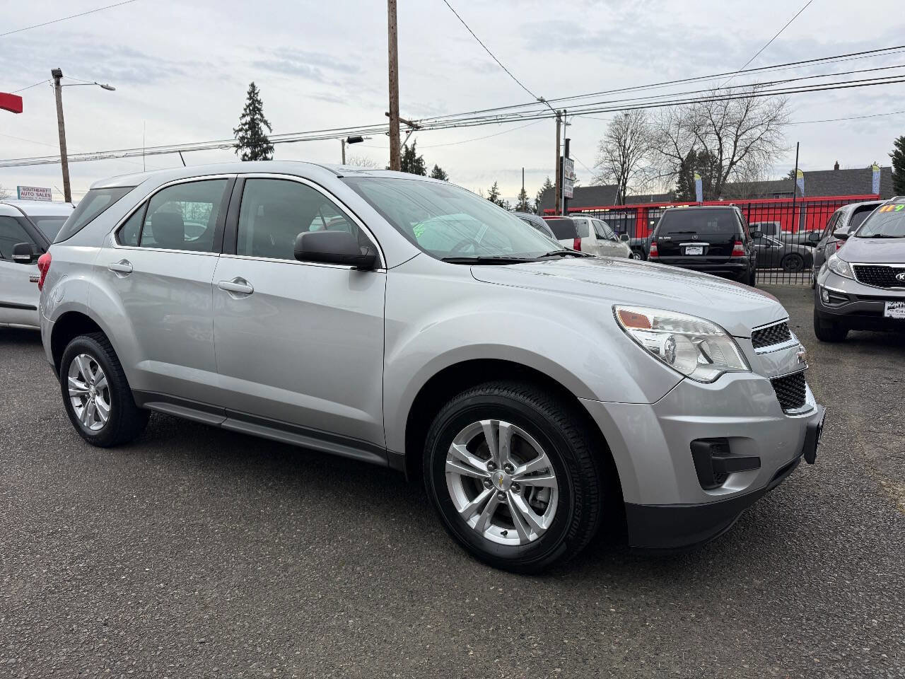 Used 2015 Chevrolet Equinox LS image 2