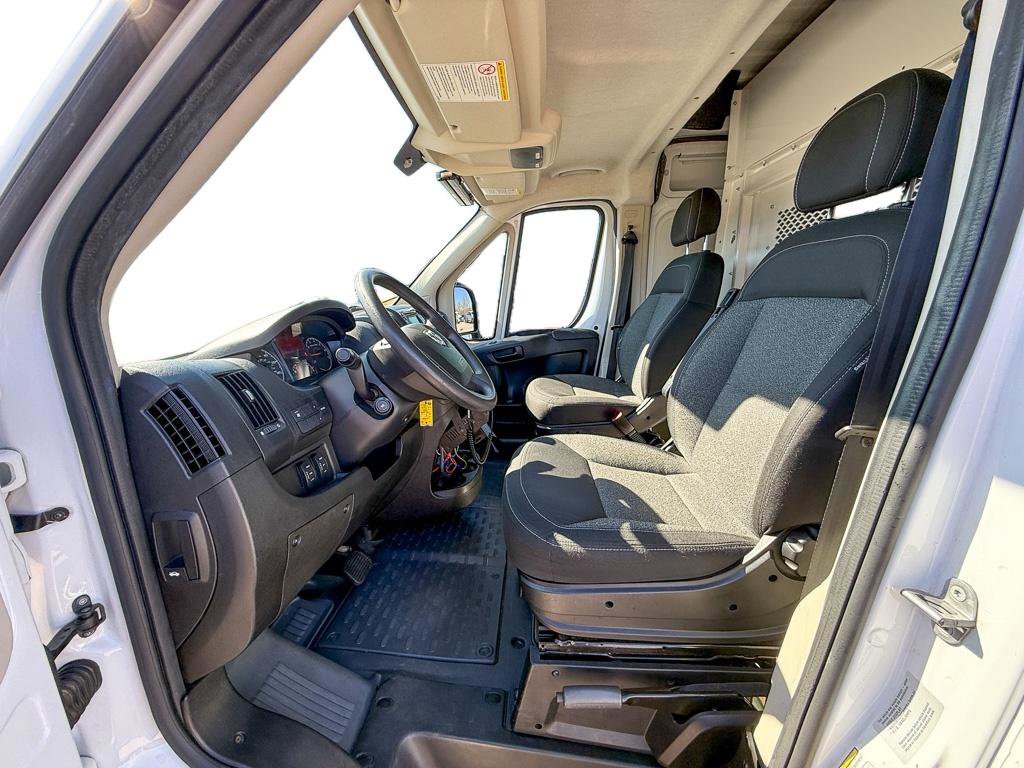 Used 2015 RAM ProMaster 3500 w/ Interior Convenience Group image 15