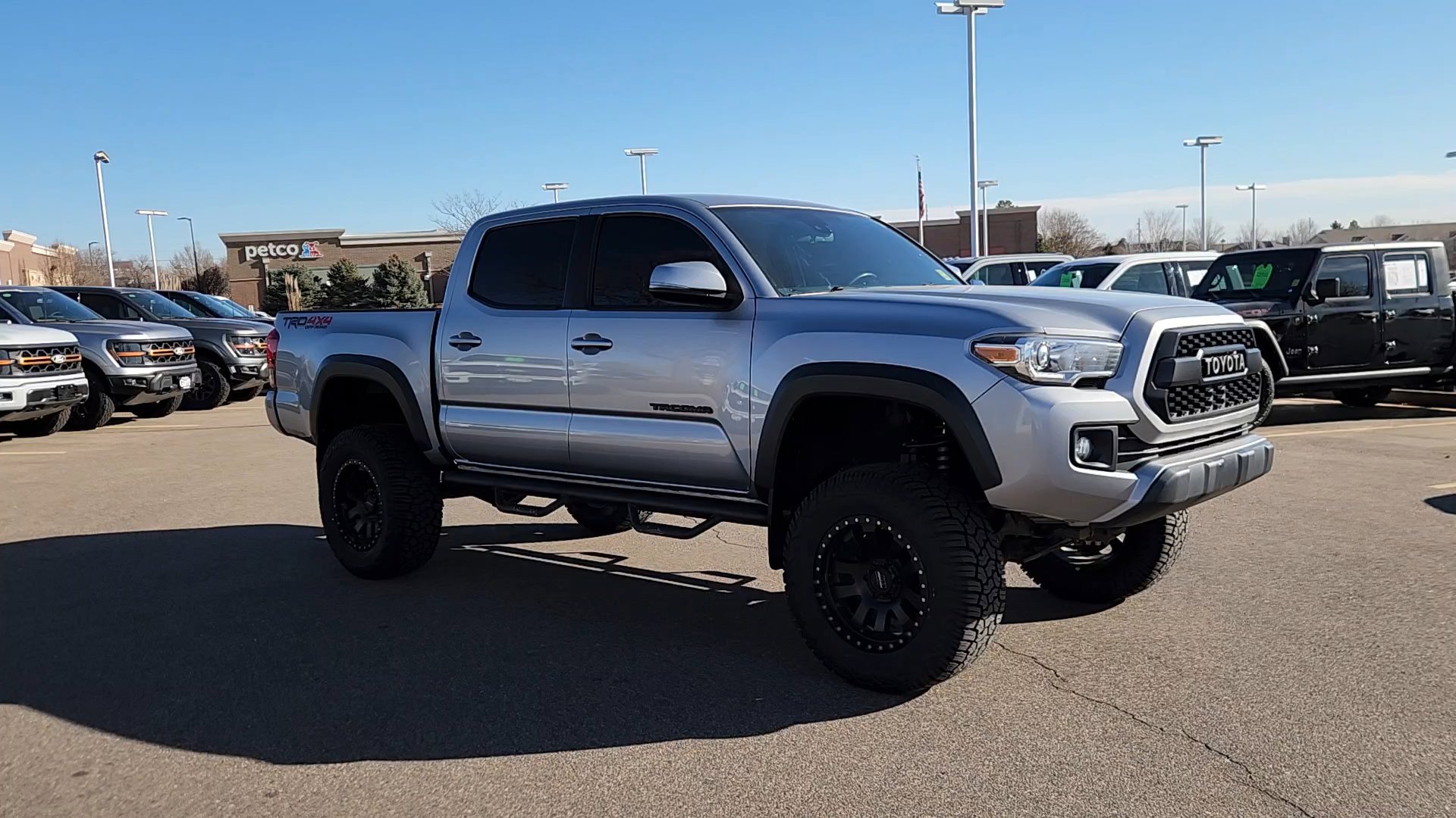 Used 2019 Toyota Tacoma TRD Off-Road image 5