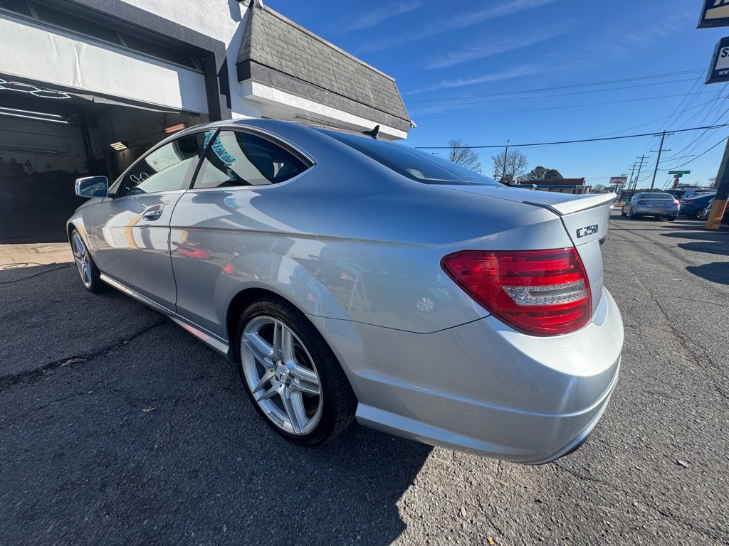 Used 2013 Mercedes-Benz C 250 Coupe image 6