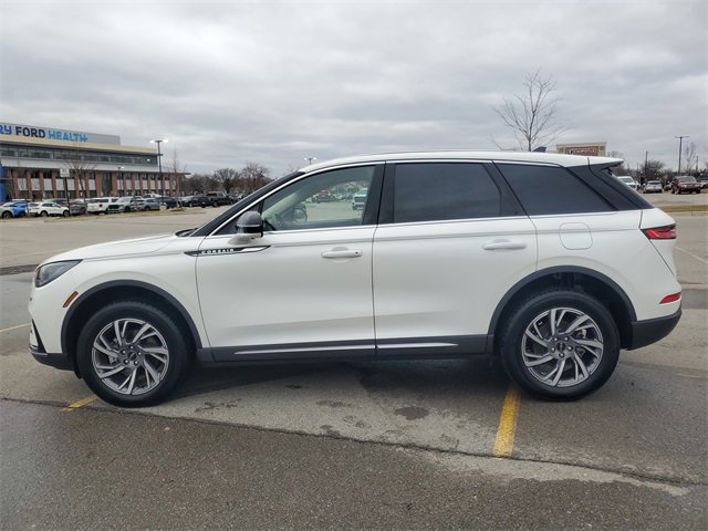 Certified 2023 Lincoln Corsair AWD w/ Equipment Group 101A image 4