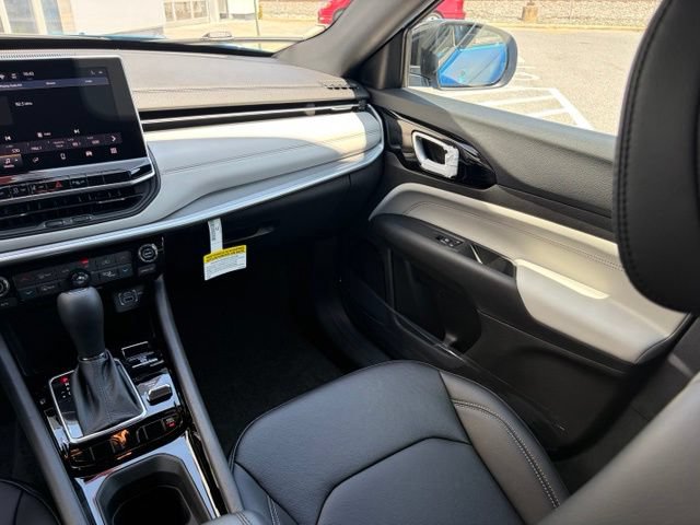 New 2026 Jeep Compass Limited AWD/4WD image 33