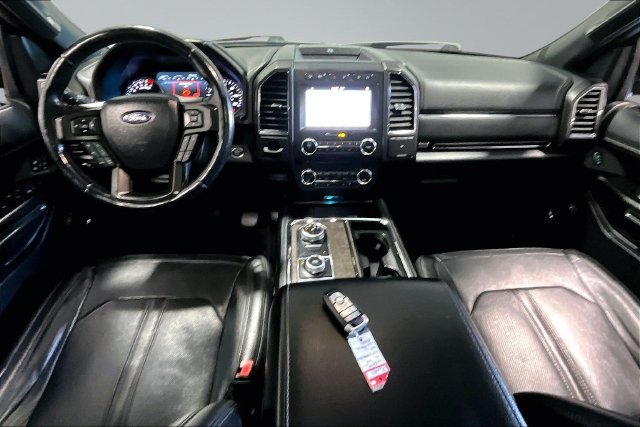 Used 2018 Ford Expedition Limited w/ Equipment Group 302A AWD/4WD image 7
