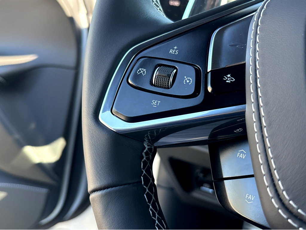 New 2026 Chevrolet Corvette Stingray Coupe w/ Battery Protection Package RWD image 9