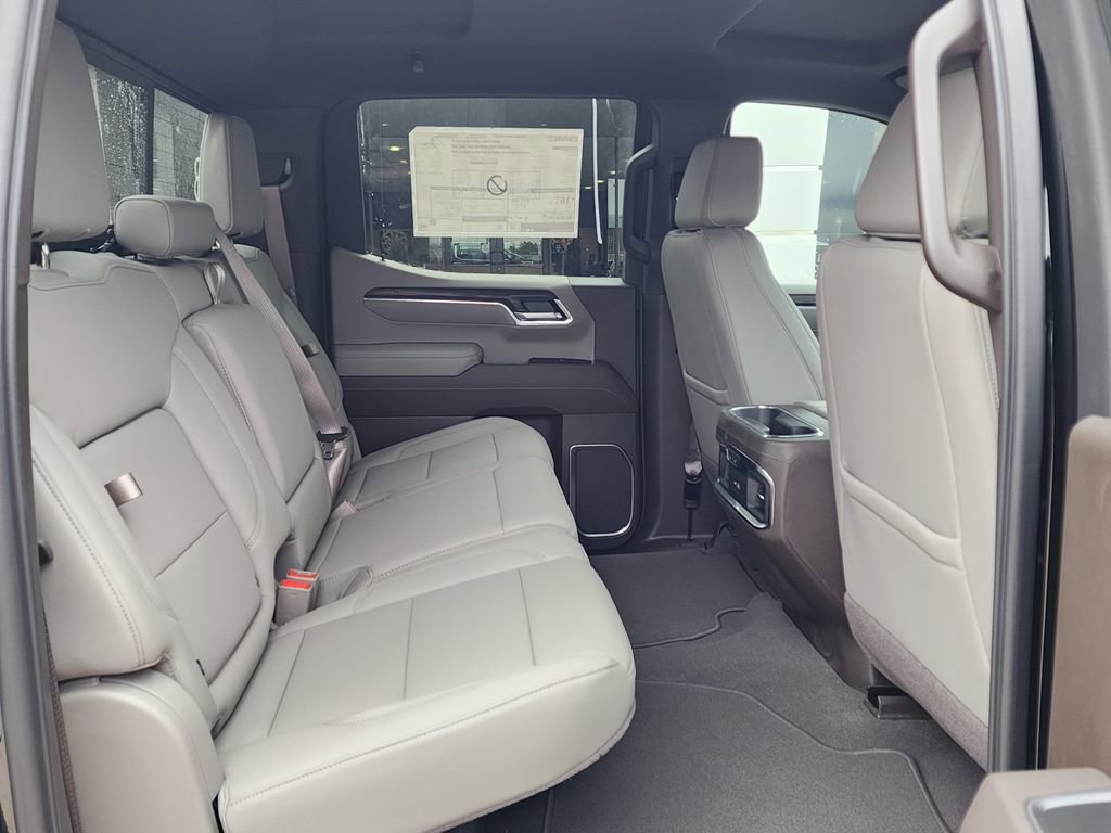 New 2026 GMC Sierra 1500 SLT image 43