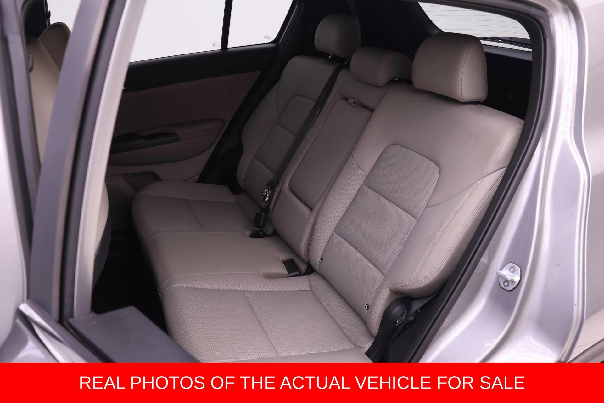 Used 2020 Kia Sportage S AWD/4WD image 11