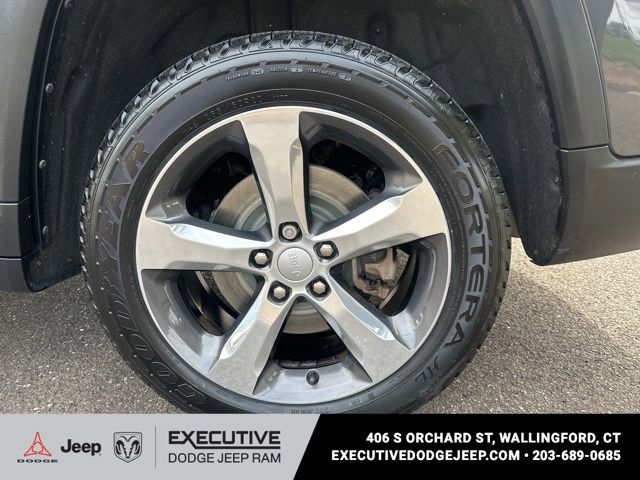 Used 2021 Jeep Grand Cherokee L Limited AWD/4WD image 15