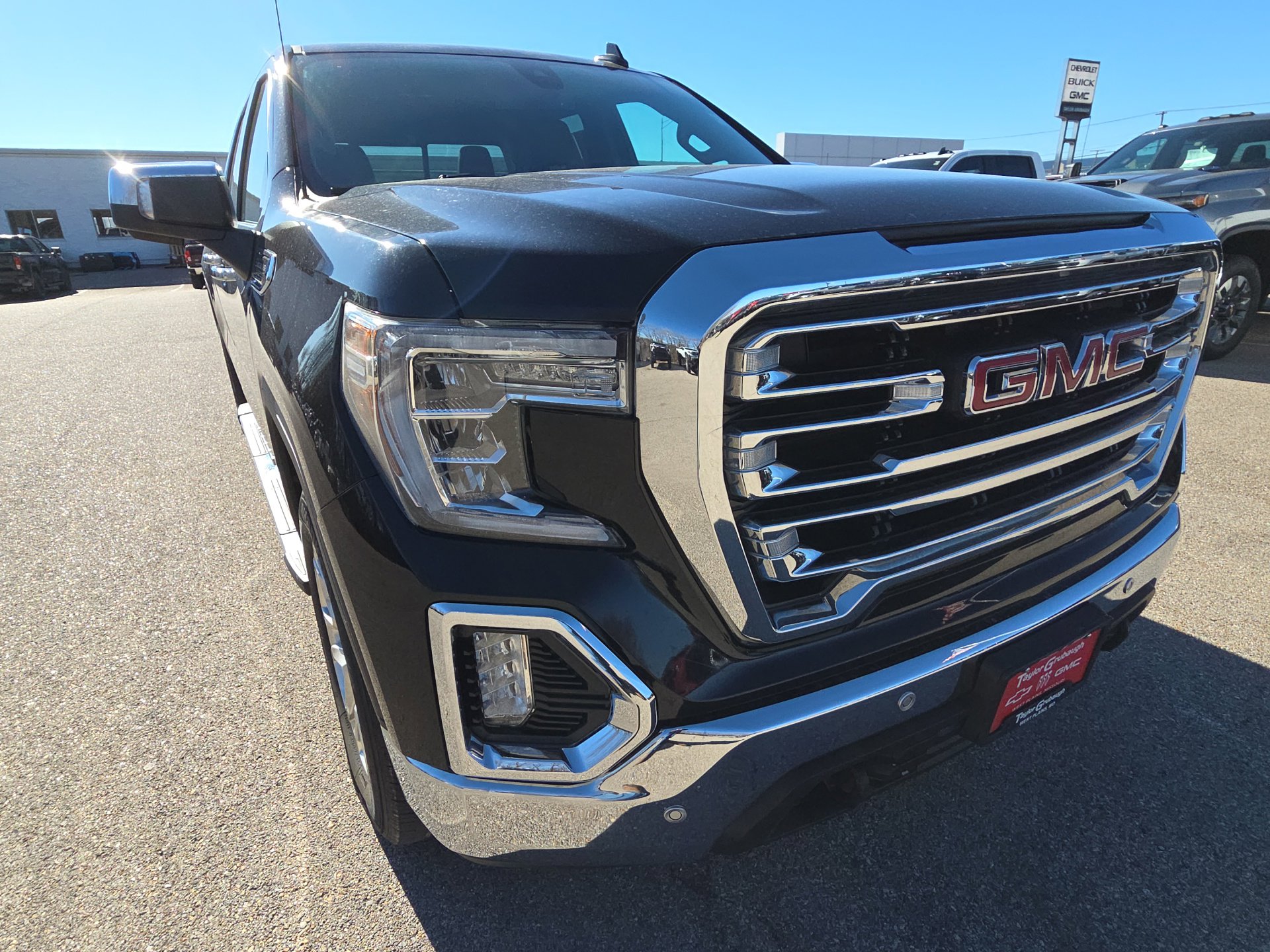 Used 2019 GMC Sierra 1500 SLT w/ SLT Premium Plus Package image 14