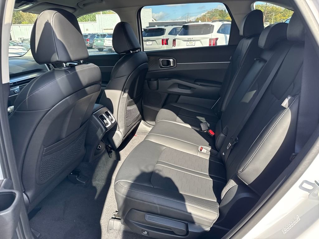 New 2026 Kia Sorento EX image 22