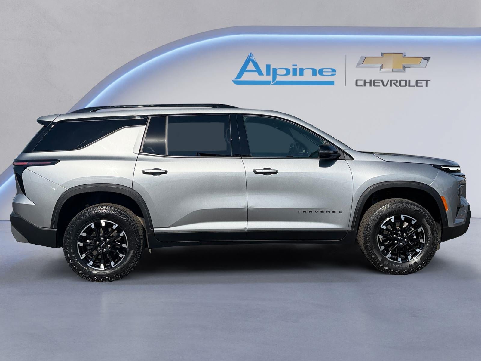 Used 2025 Chevrolet Traverse Z71 AWD/4WD image 6