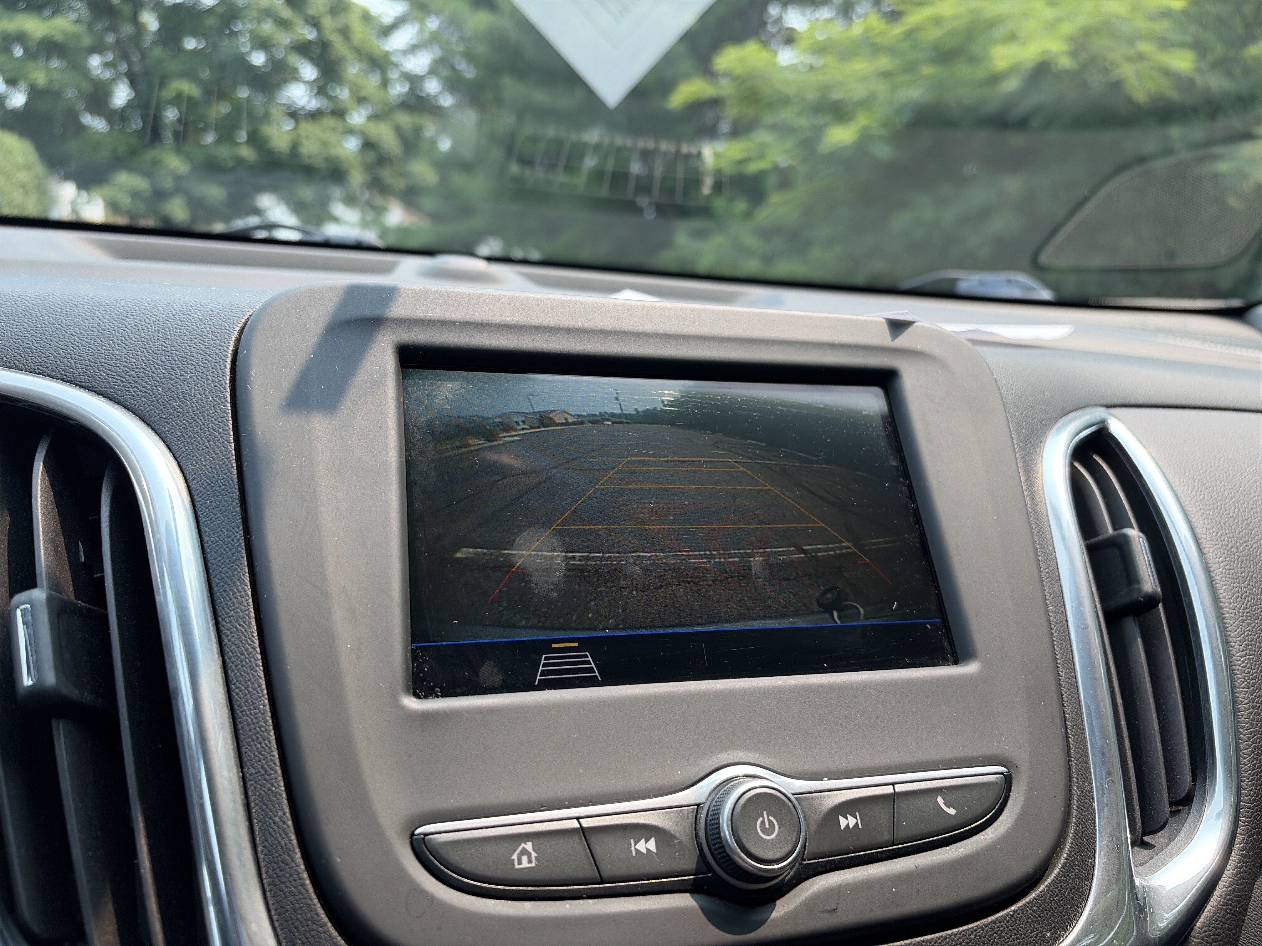 Used 2019 Chevrolet Equinox LT AWD/4WD image 32