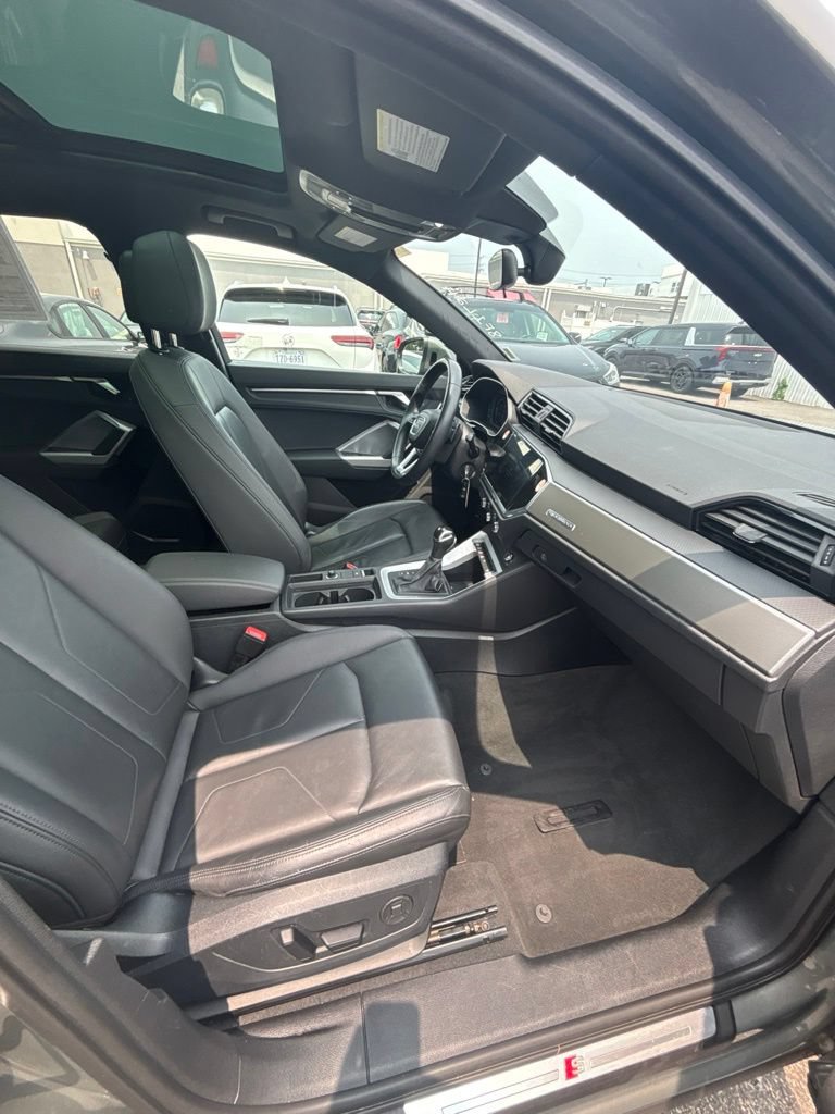 Used 2025 Audi Q3 2.0T Premium AWD/4WD image 22