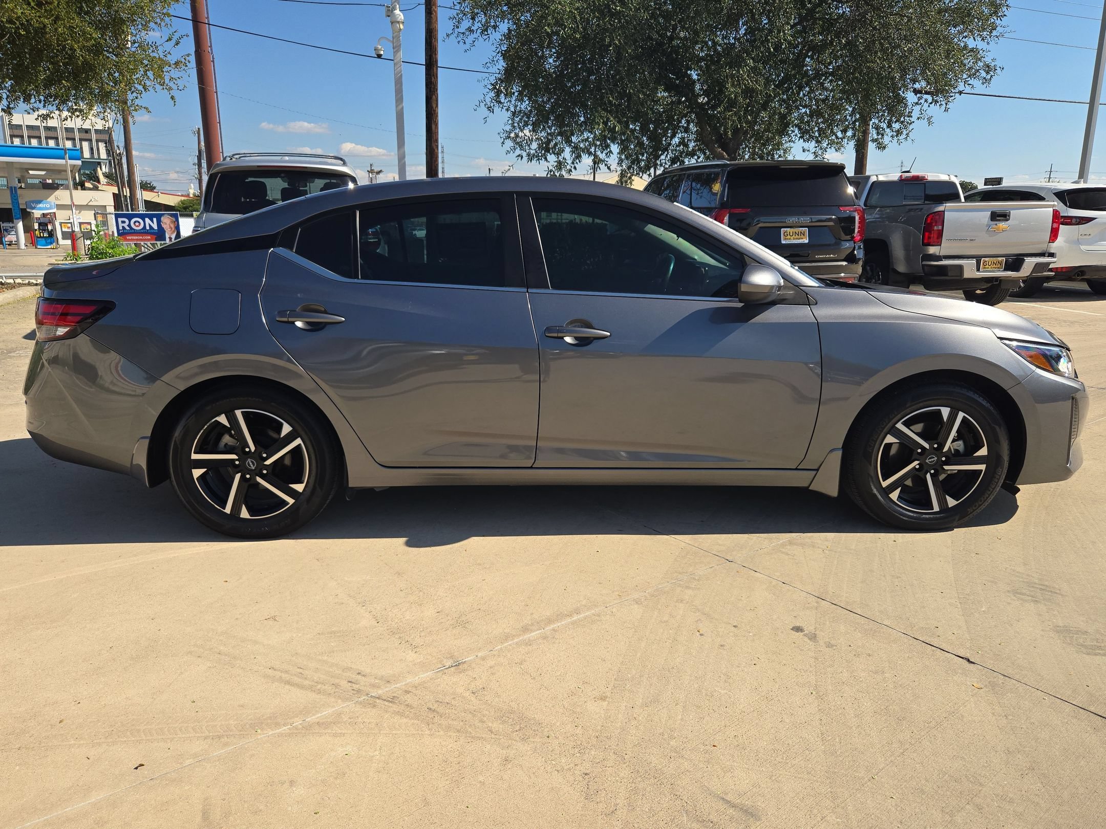 Certified 2024 Nissan Sentra SV FWD image 2