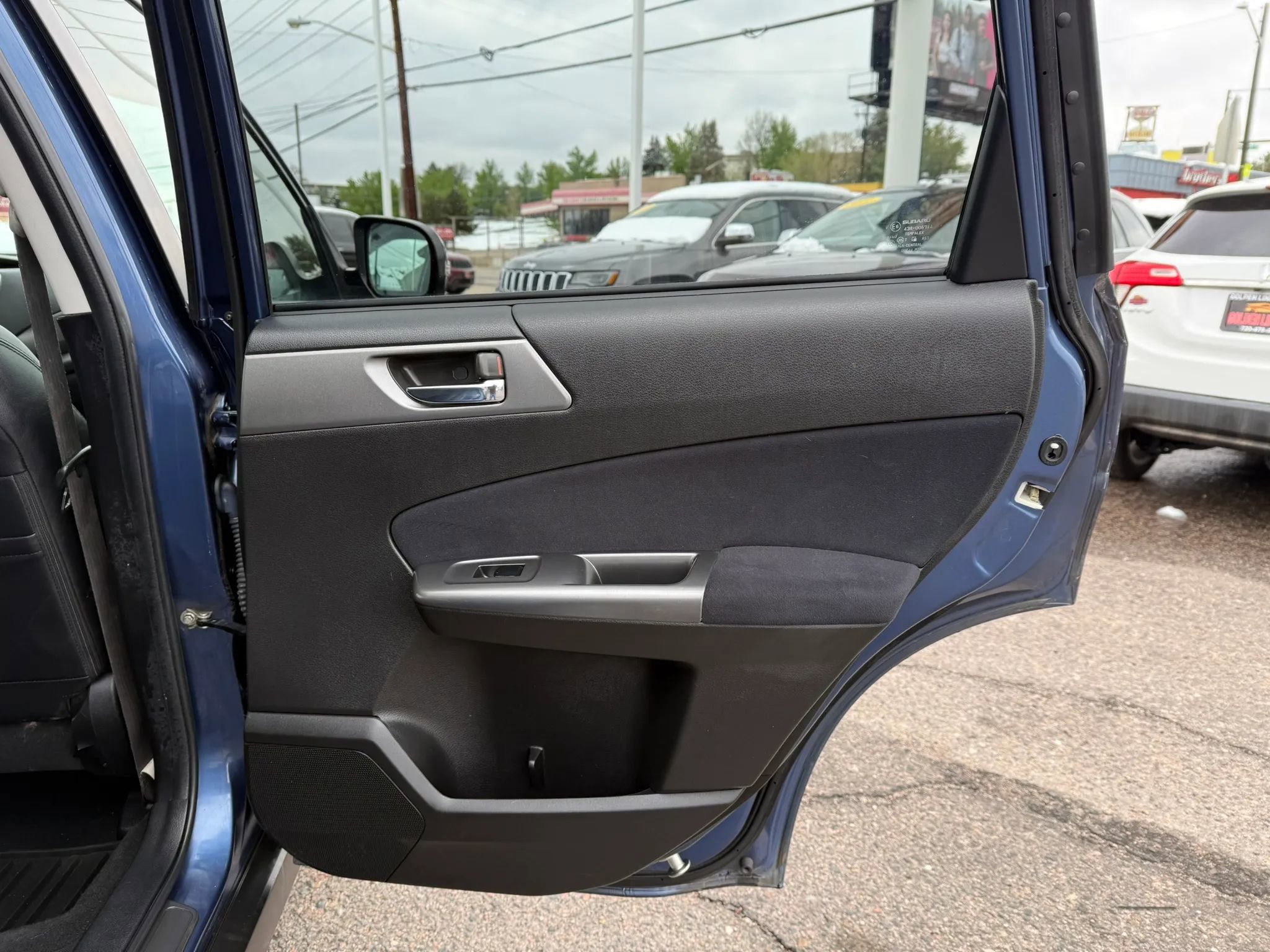 Used 2011 Subaru Forester 2.5X Touring w/ Popular Equipment Group 4B AWD/4WD image 16