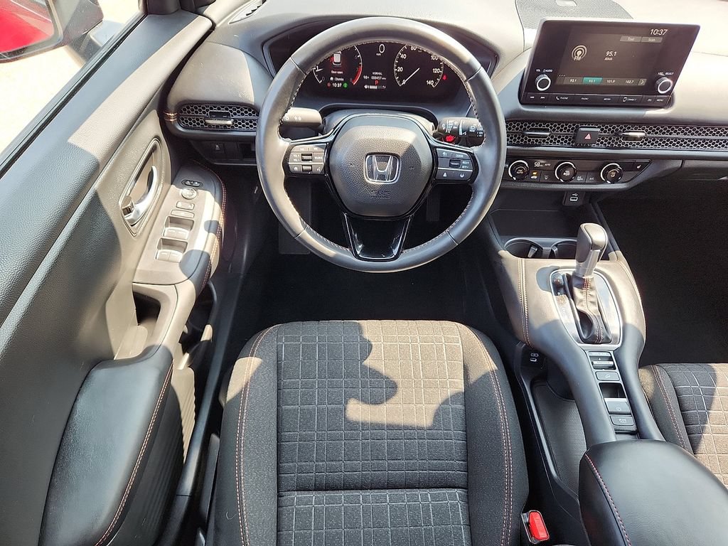 Used 2025 Honda HR-V Sport image 7