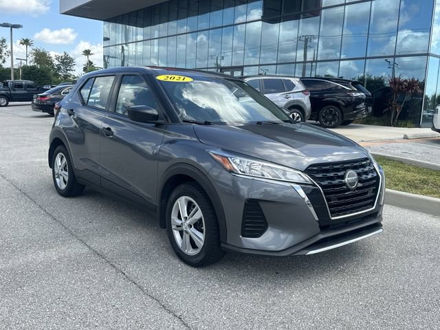 Used 2021 Nissan Kicks S FWD image 5