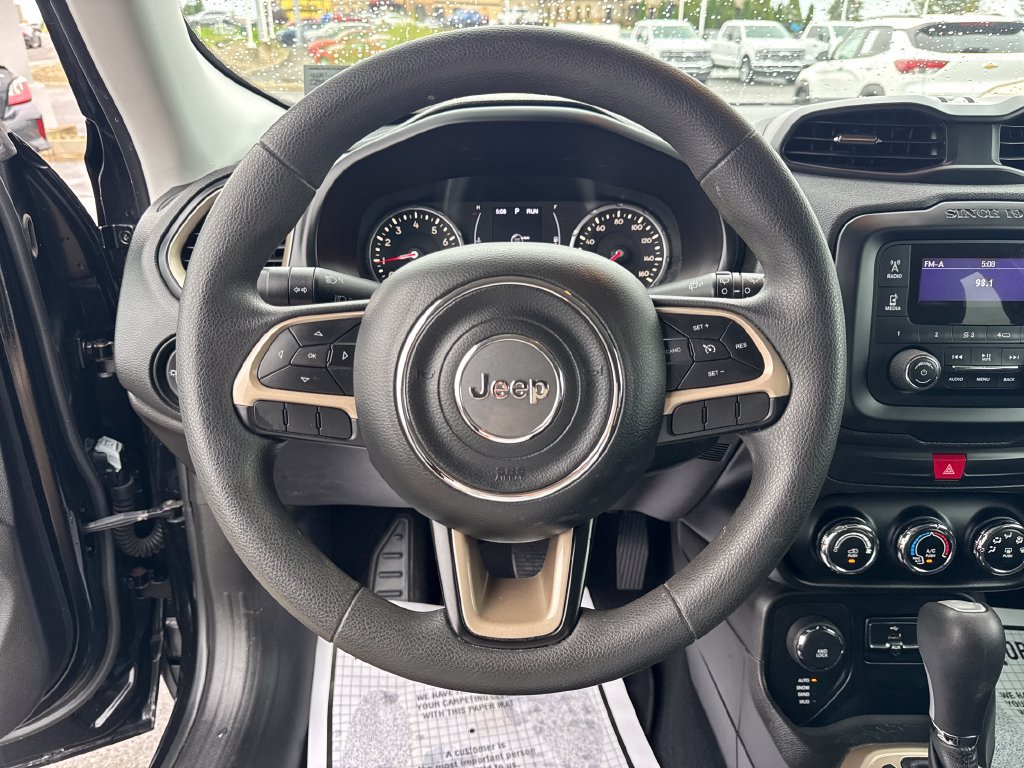 Used 2017 Jeep Renegade Sport w/ Power & Air Group AWD/4WD image 32