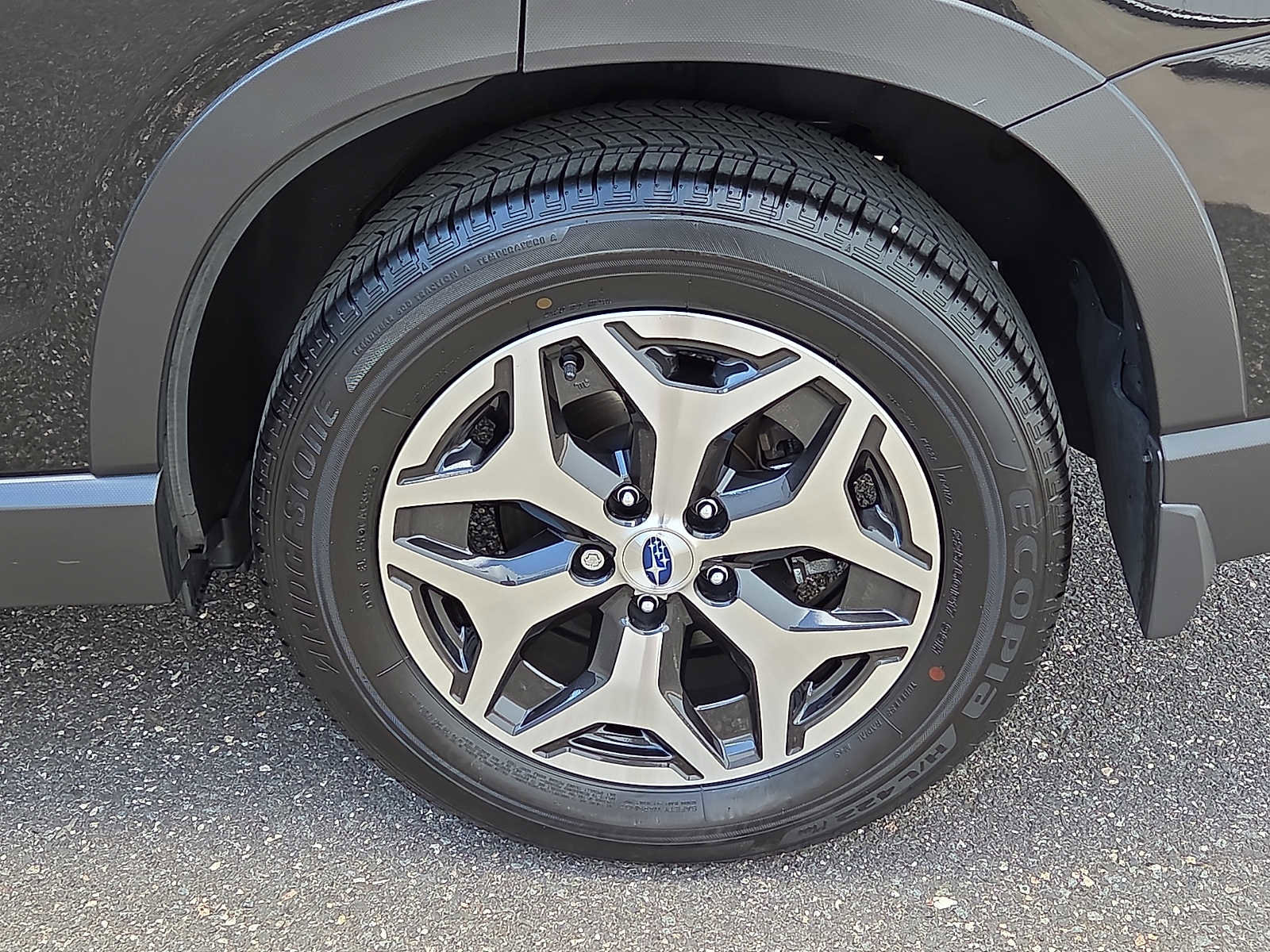 Used 2023 Subaru Forester Premium image 30