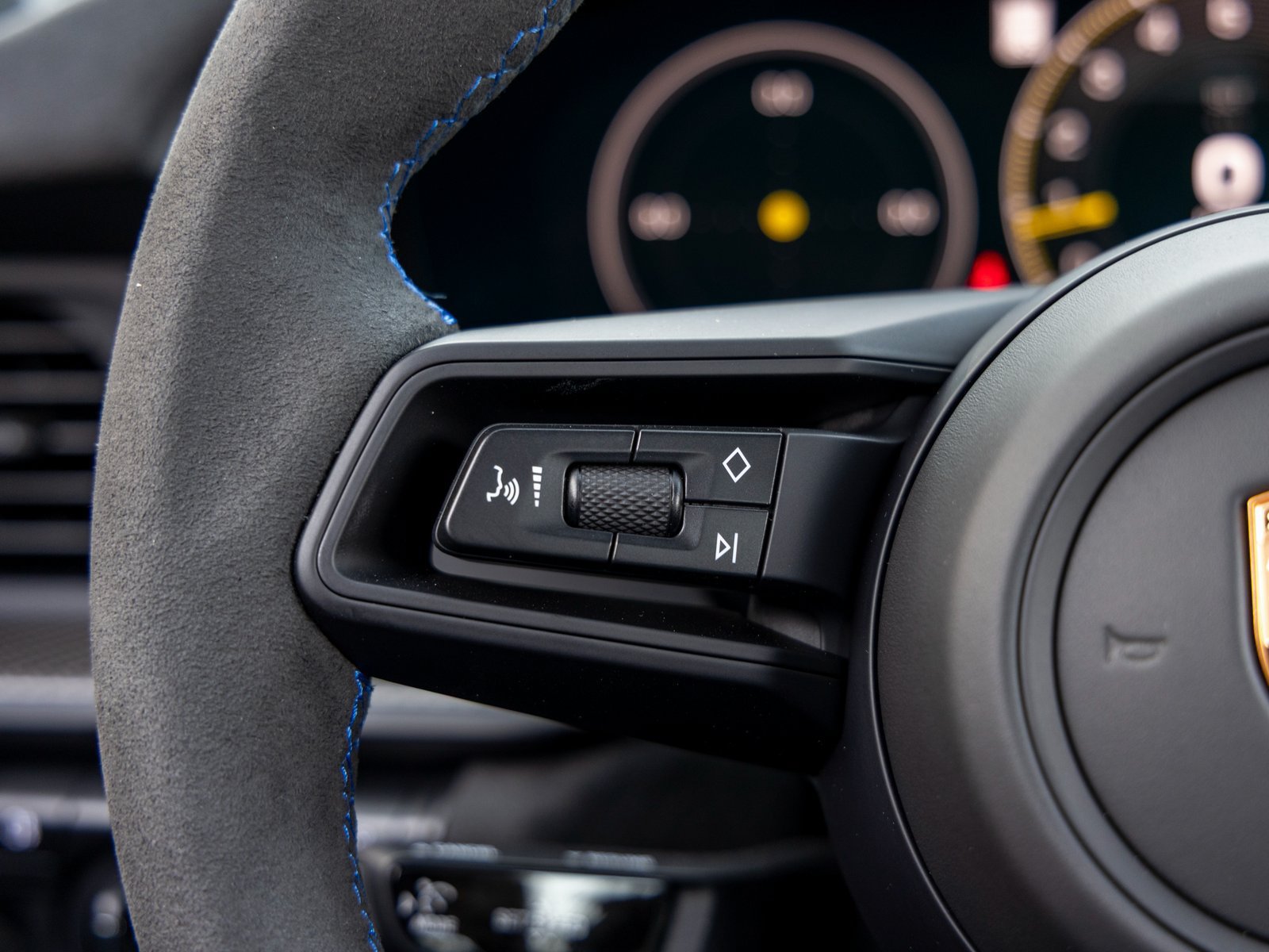 Certified 2026 Porsche 911 GT3 RWD image 40