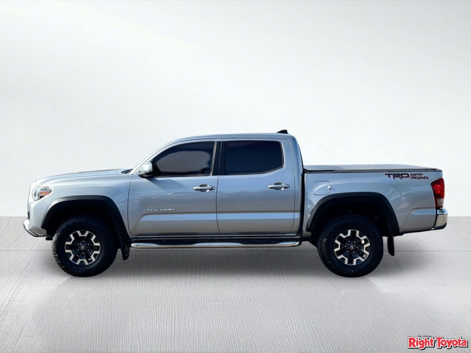 Certified 2016 Toyota Tacoma TRD Off-Road w/ Towing Package RWD image 2