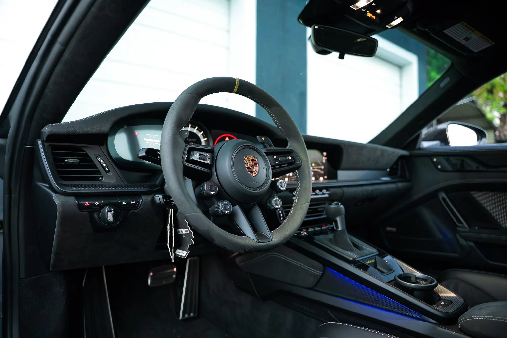 Used 2024 Porsche 911 GT3 RS RWD image 32
