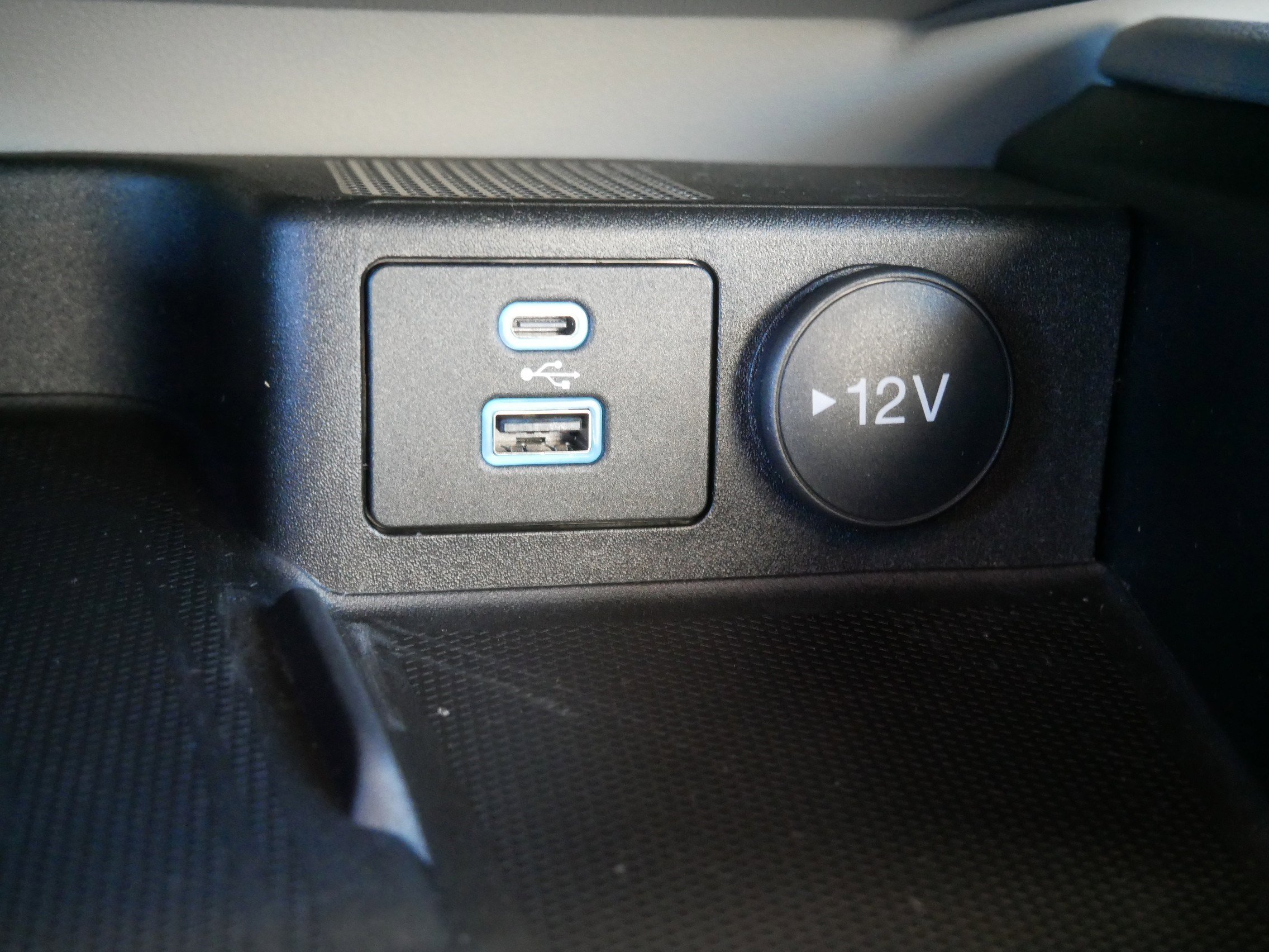 Used 2023 Ford Escape Active w/ Tech Pack #2 AWD/4WD image 31