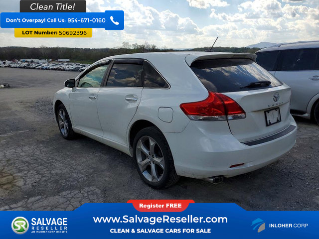 Used 2010 Toyota Venza AWD image 3