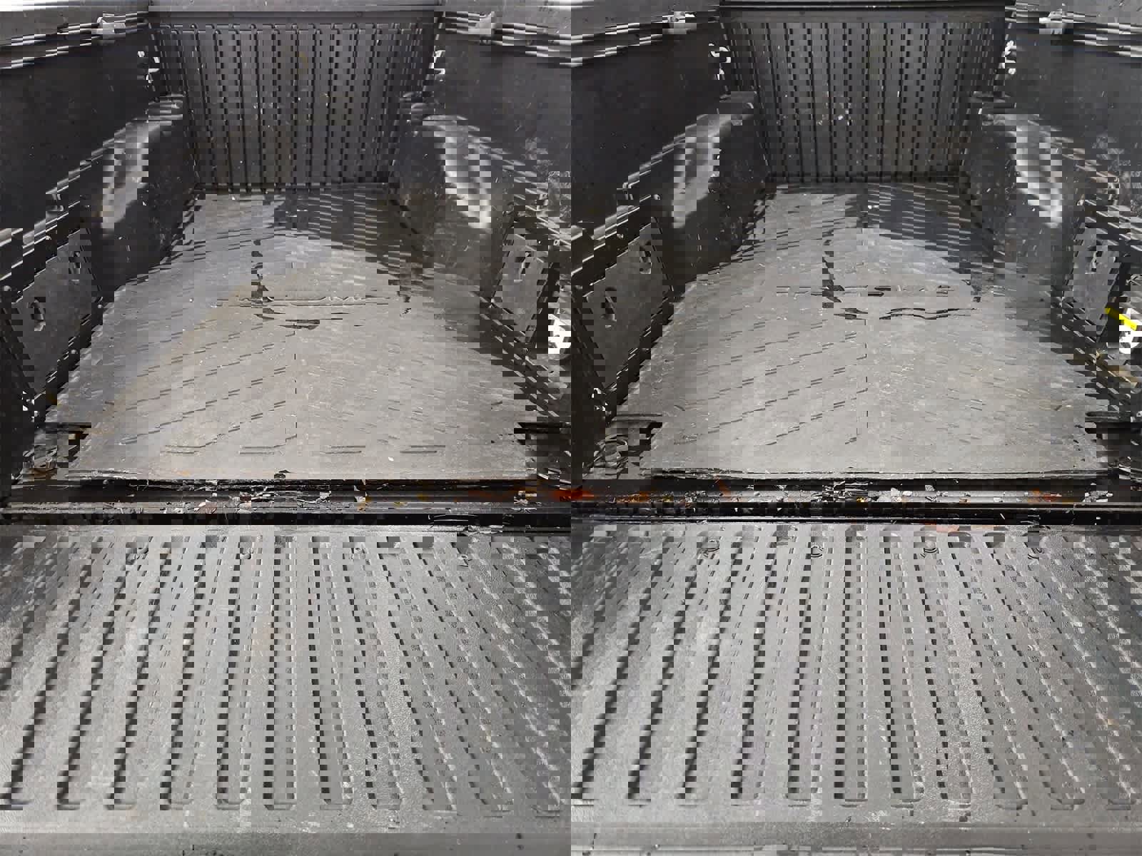 Used 2018 Toyota Tacoma TRD Off-Road image 33