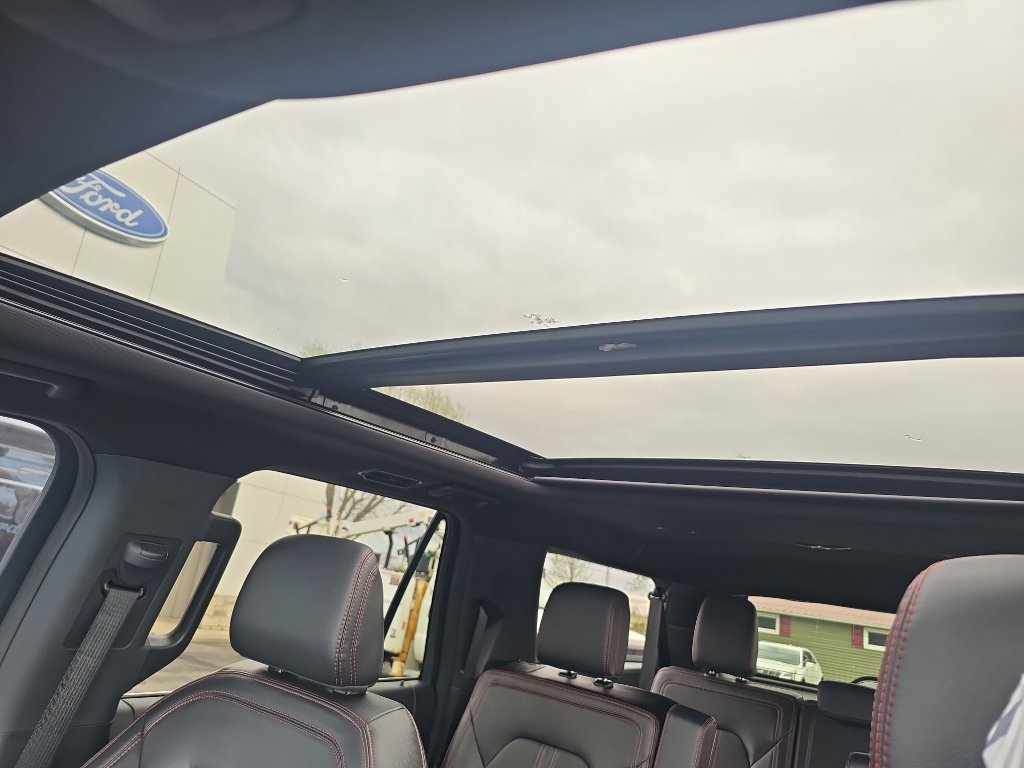 Used 2024 Ford Expedition Max Limited AWD/4WD image 36