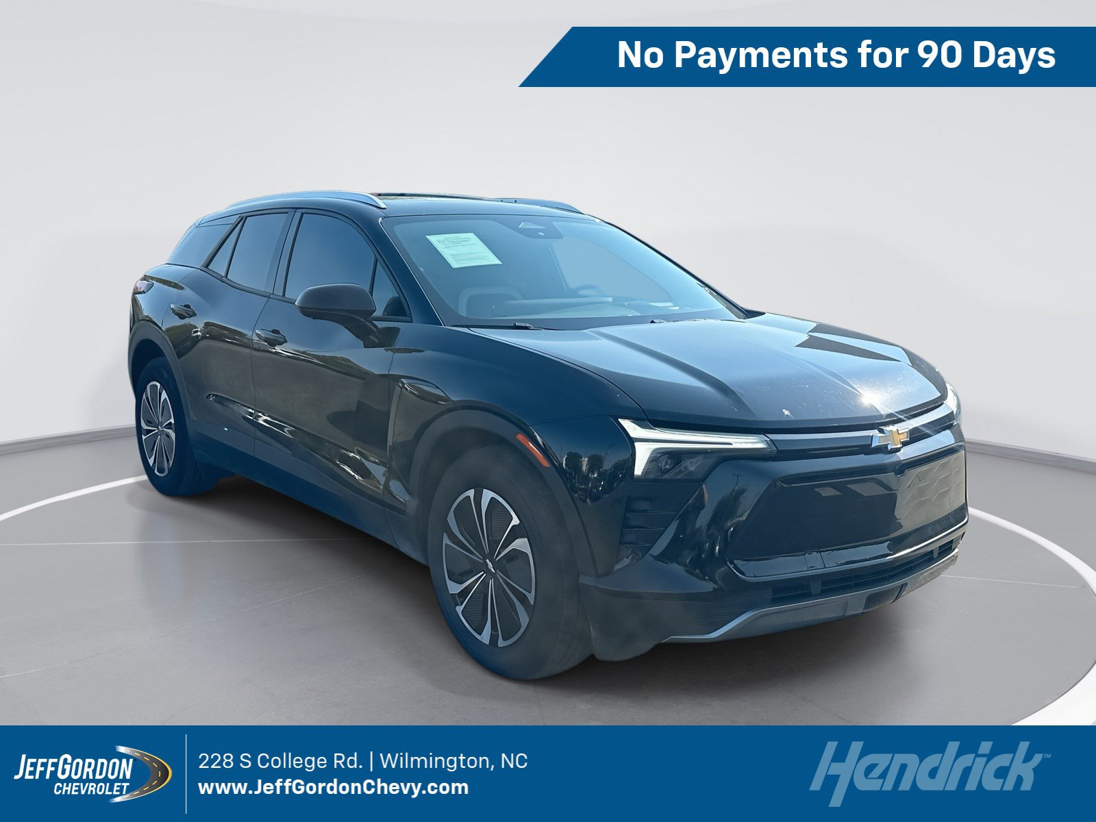 Used 2024 Chevrolet Blazer EV LT AWD/4WD image 1
