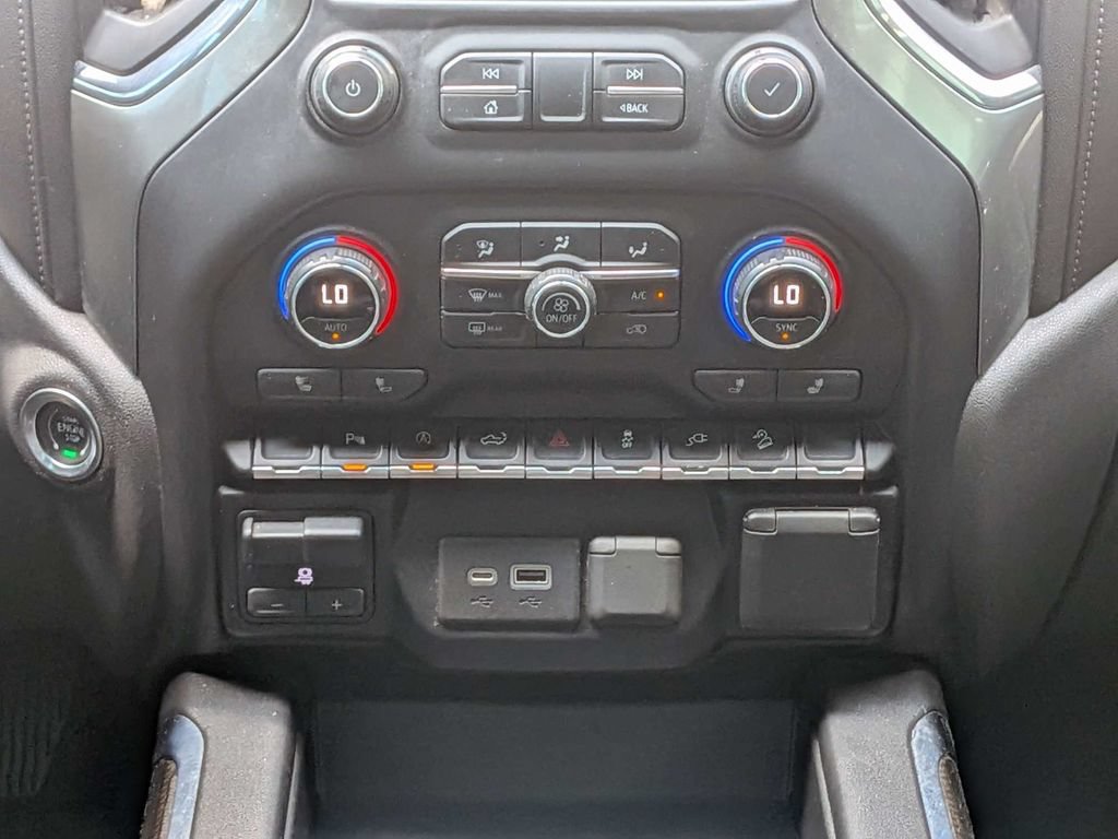 Used 2020 Chevrolet Silverado 1500 RST AWD/4WD image 21