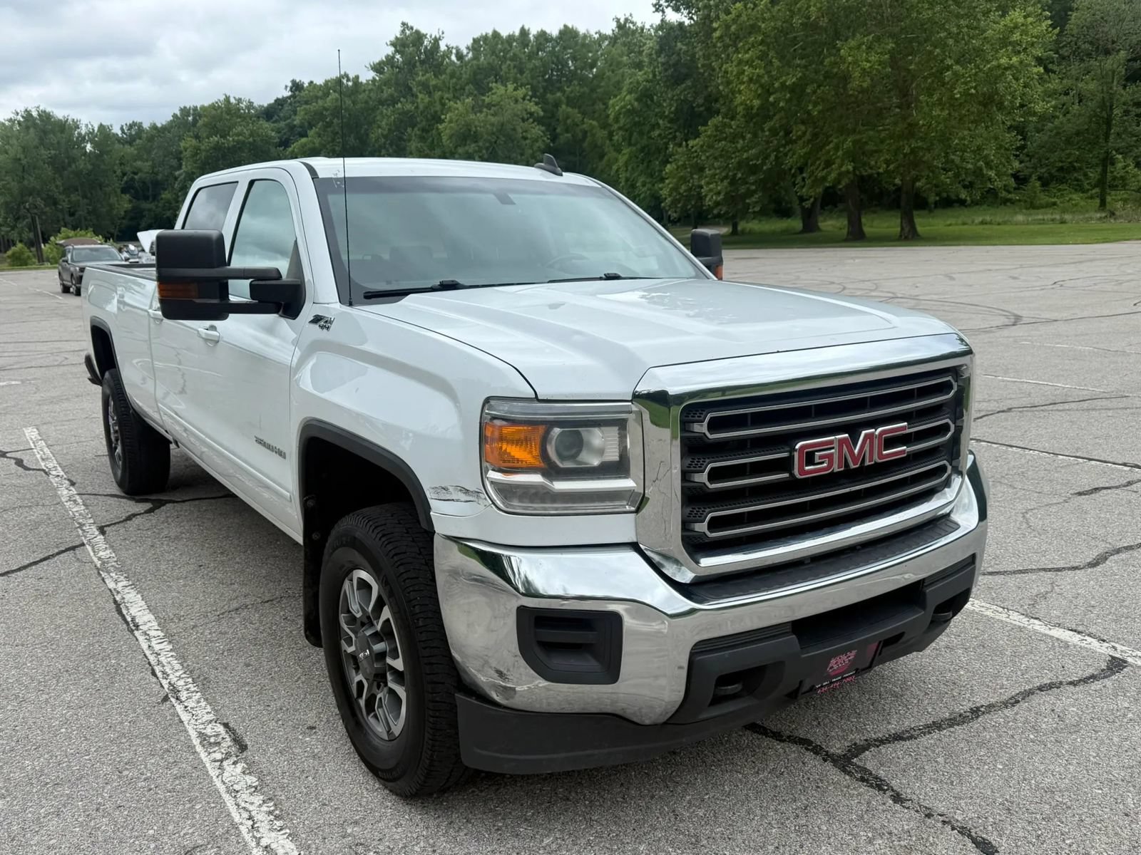 Used 2017 GMC Sierra 3500 SLE w/ Suspension Package, Off-Road AWD/4WD image 3