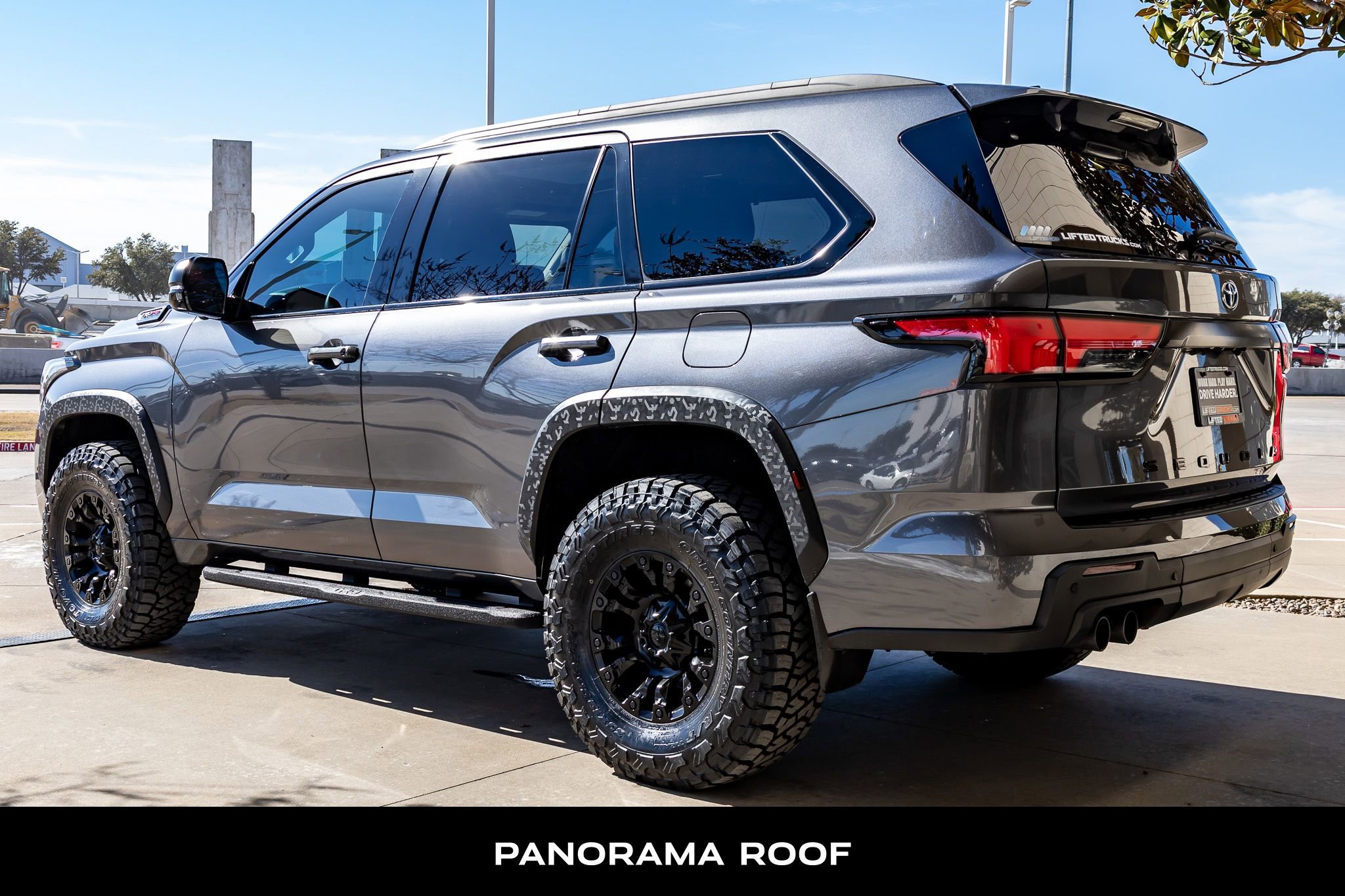 Used 2023 Toyota Sequoia TRD Pro AWD/4WD image 7