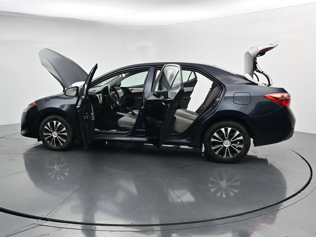 Used 2019 Toyota Corolla LE FWD image 45