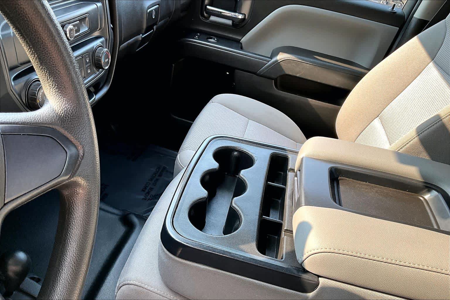 Used 2018 Chevrolet Silverado 1500 Custom w/ Trailering Package AWD/4WD image 16