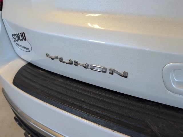 Used 2021 GMC Yukon Denali w/ Denali Premium Package AWD/4WD image 39