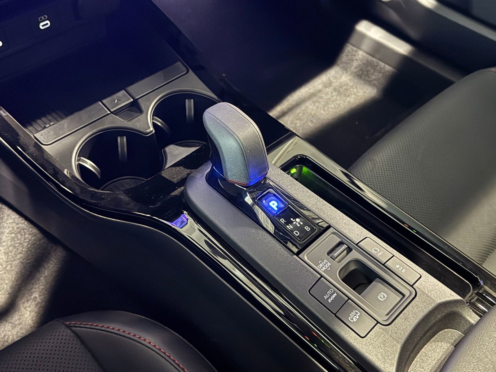 New 2026 Toyota Prius Plug-In Hybrid image 25