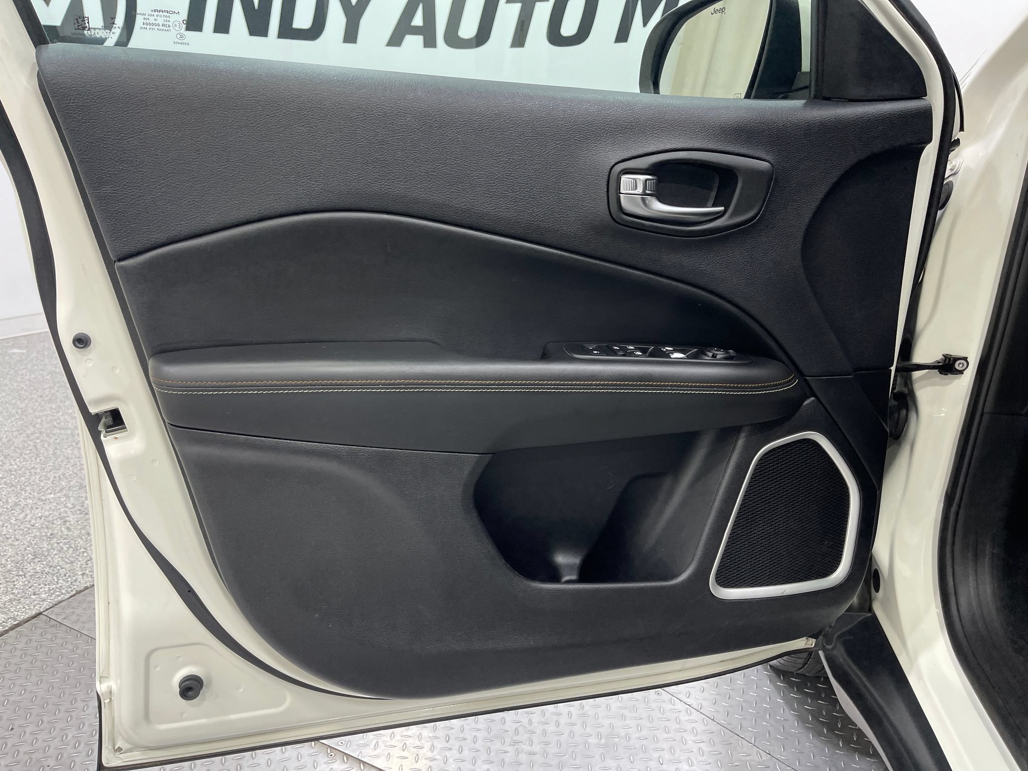 Used 2019 Jeep Compass Sport AWD/4WD image 13