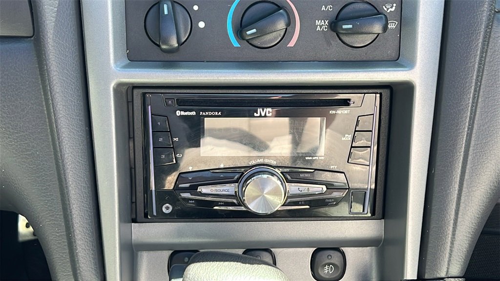 Used 2004 Ford Mustang GT image 23