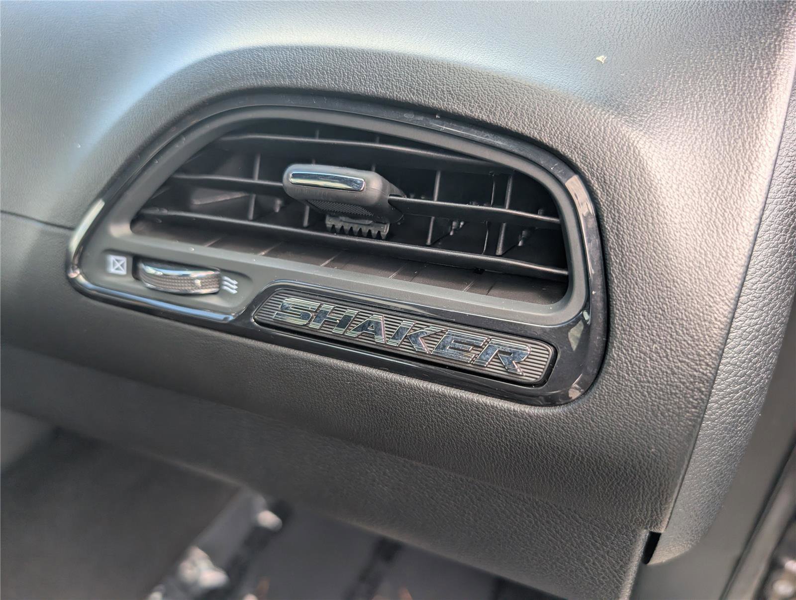 Used 2022 Dodge Challenger R/T Scat Pack RWD image 15